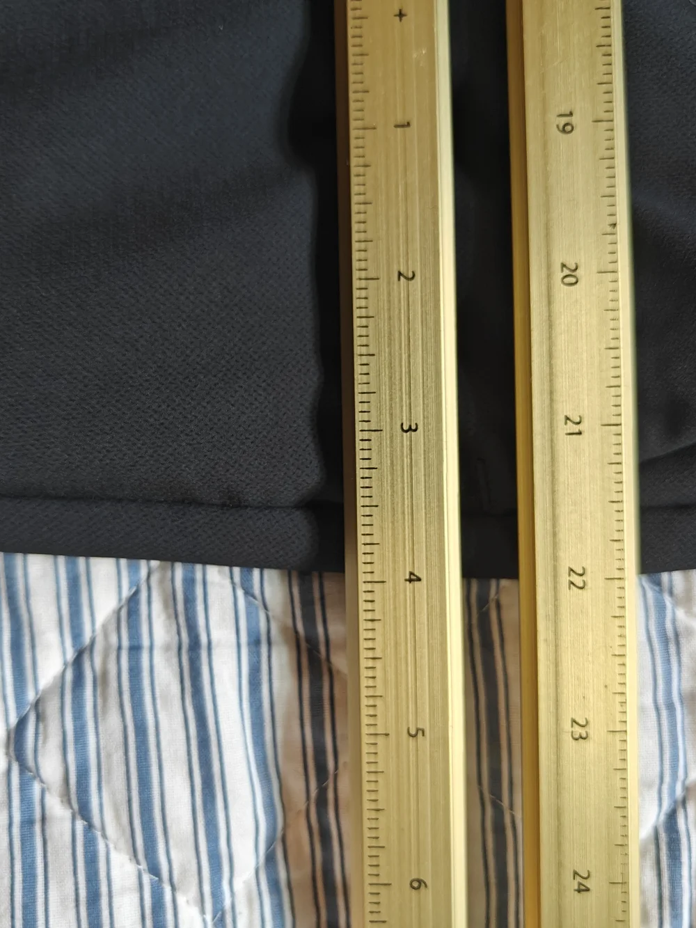 Banana Republic Mens Black Performance Tech Chinos 40x30 (Fits 40x27)